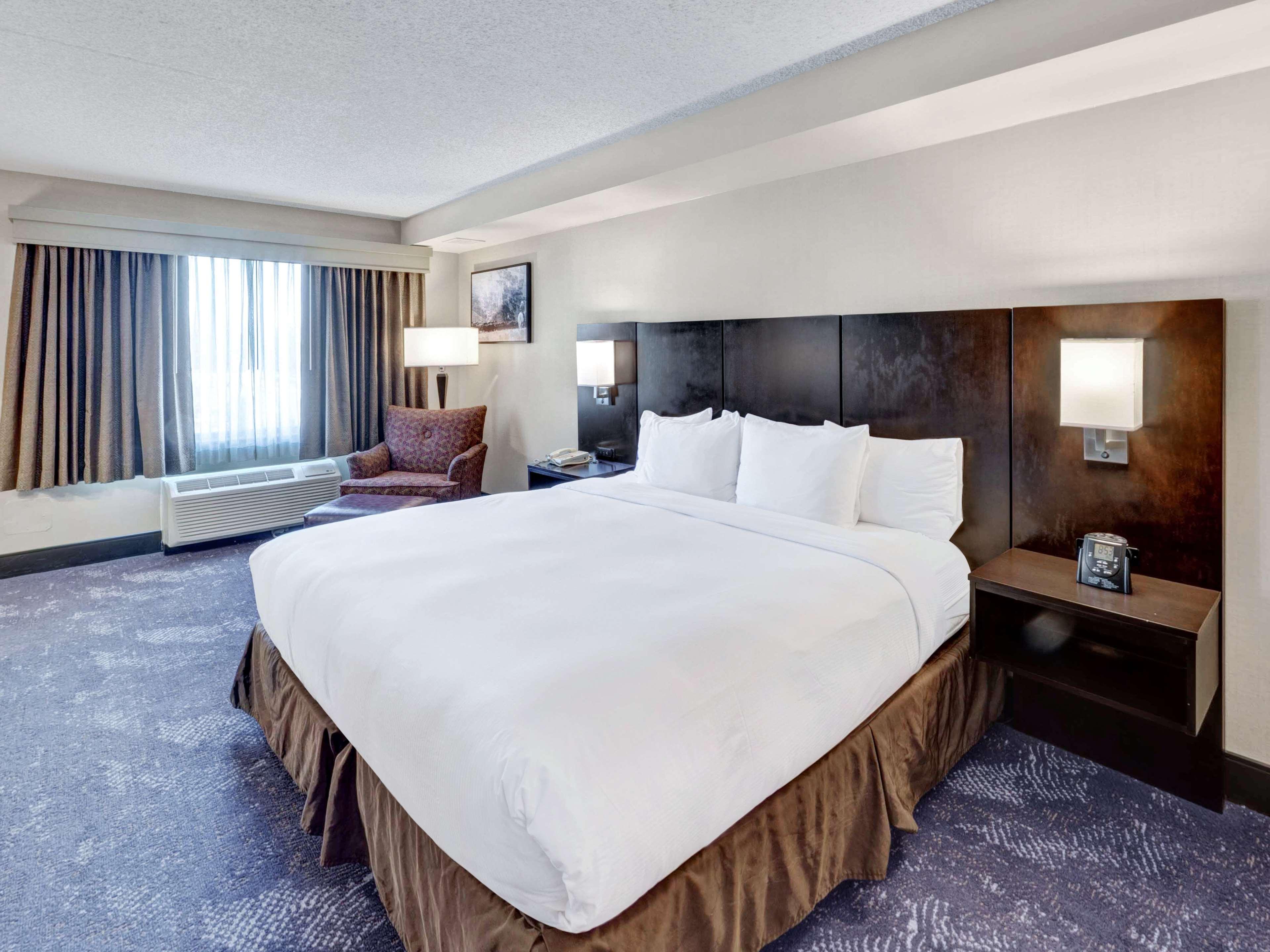 Doubletree By Hilton Wichita Airport Hotel Eksteriør billede